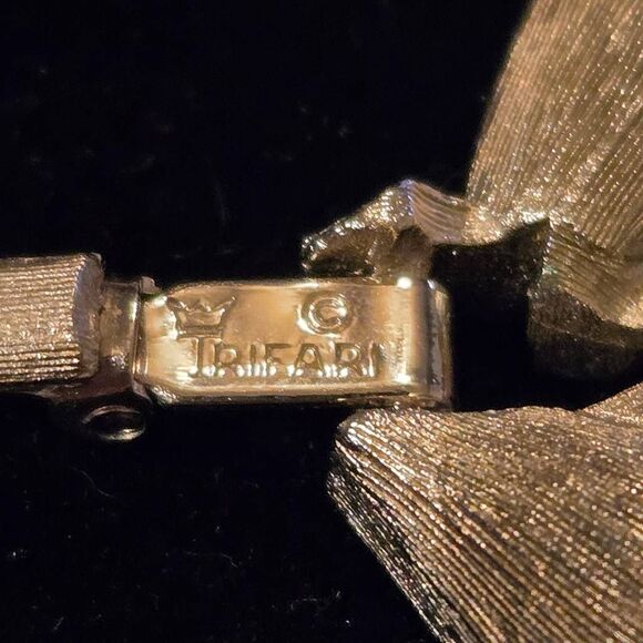 Vintage Crown Trifari Silver Bracelet Leaf Shape - Picture 4 of 9